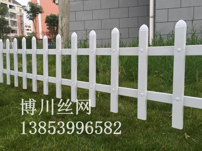 鞍山市市政道路护栏草坪护栏 - 方案